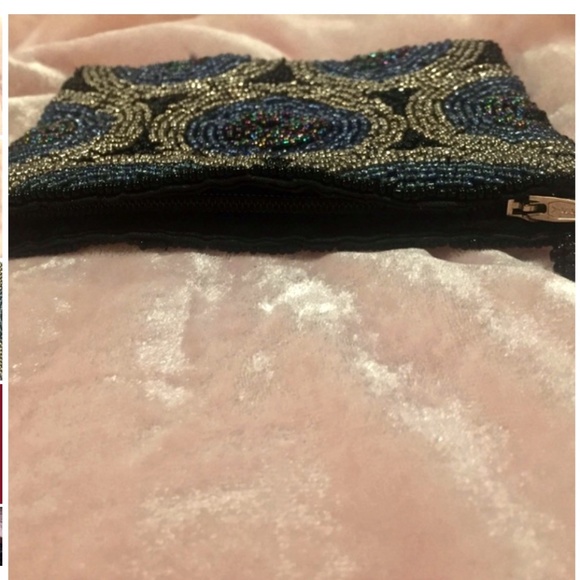 J21-Elegant Beaded Blue, Black, Gold Makeup Bag/Clutch - Picture 3 of 5